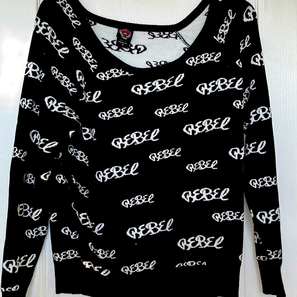 Rebel Wilson by Torrid sweater Size 0